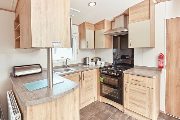 Claxton - Breydon Water, Burgh Castle, Nr Gt Yarmouth