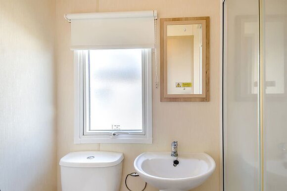 Gold 2 Caravan slps 6 parking and decking P - Breydon Water, Burgh Castle, Nr Gt Yarmouth