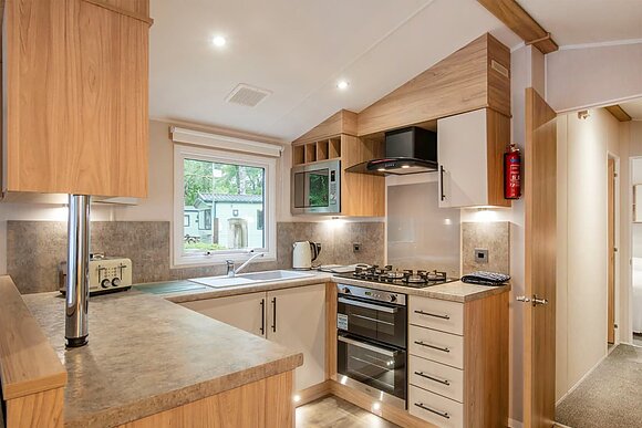Gold Premium Caravan, Sleeps 8. With dedicated parking and decking. - Breydon Water, Burgh Castle, Nr Gt Yarmouth