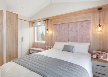 Autograph Junior Lodge 2 Bed with Hot Tub - Percy Wood Country Park, Morpeth