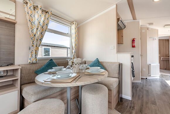 Bronze 2 Bedroom Caravan, Sleeps 4 - Whitley Bay, Whitley Bay, Tyne and Wear