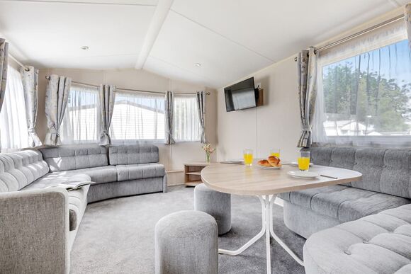 Bronze 3 Bedroom Caravan, Sleeps 8 - Whitley Bay, Whitley Bay, Tyne and Wear