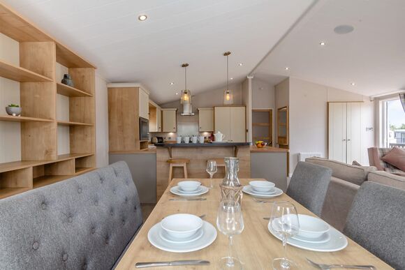 Deluxe Lodge with parking & decking 4 - Whitley Bay, Whitley Bay, Tyne and Wear