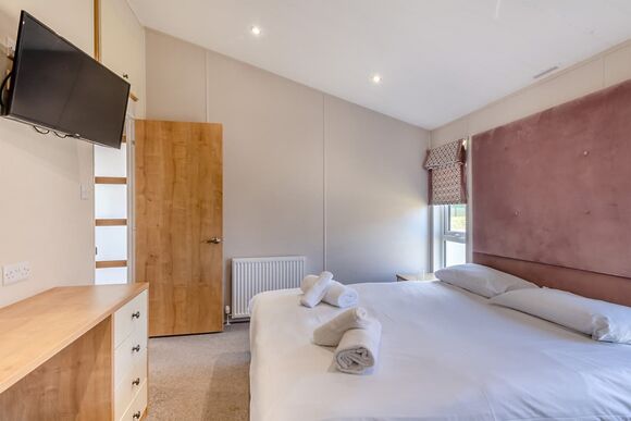 Deluxe Lodge with parking & decking 4 - Whitley Bay, Whitley Bay, Tyne and Wear