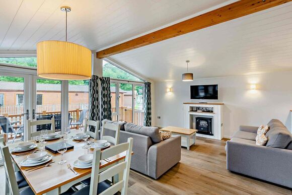 Deluxe Lodge with parking & decking - Whitley Bay, Whitley Bay, Tyne and Wear