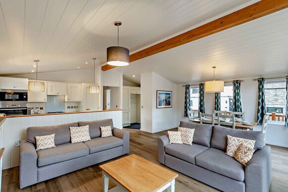 Deluxe Lodge with parking & decking - Whitley Bay, Whitley Bay, Tyne and Wear