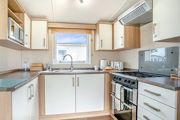 Gold Premium 2 Bedroom Caravan, Sleeps 4 P - Whitley Bay, Whitley Bay, Tyne and Wear