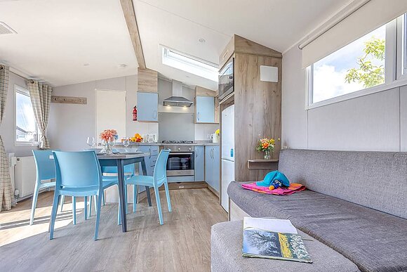 Gold 3 Caravan slps 8 parking, decking, Gold 3 Caravan slps 8 parking, decking P, Gold Caravan with parking - Withernsea Sands, Withernsea, Humberside
