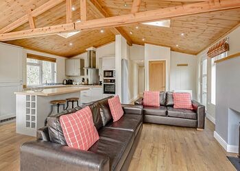 Forester Lodge - Quarry Walk Lodges, Freehay, Cheadle