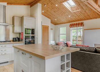 Forester Lodge - Quarry Walk Lodges, Freehay, Cheadle