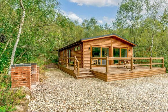 Dove Lodge - Quarry Walk Lodges, Freehay, Cheadle
