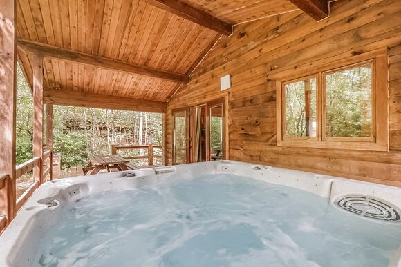 Badger Log Cabin 6 - Quarry Walk Lodges, Freehay, Cheadle