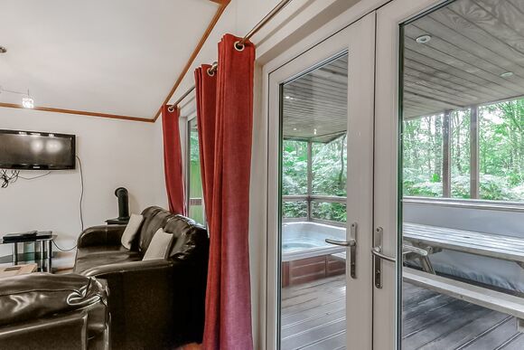 Fox Lodge 6 - Quarry Walk Lodges, Freehay, Cheadle