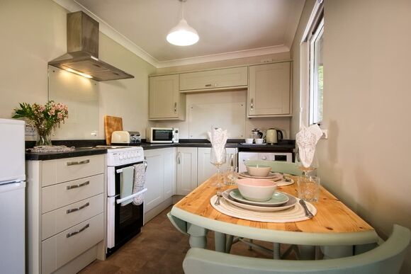 Valley View Lodge - Queenshill Lodges, Castle Douglas, Kirkcudbrightshire