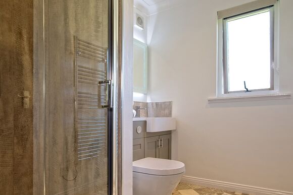 Walled Garden Lodge - Queenshill Lodges, Castle Douglas, Kirkcudbrightshire