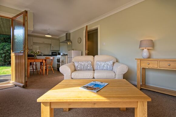 Paddock View Lodge - Queenshill Lodges, Castle Douglas, Kirkcudbrightshire