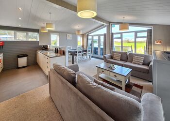 Spa Panoramic - Raywell Hall Country Lodges, Raywell, Beverley