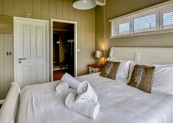 Spa Evoque - Raywell Hall Country Lodges, Raywell, Beverley