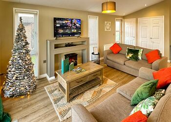 Spa Serenity - Raywell Hall Country Lodges, Raywell, Beverley