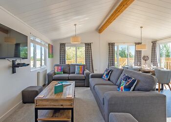 Spa Elevation - Raywell Hall Country Lodges, Raywell, Beverley