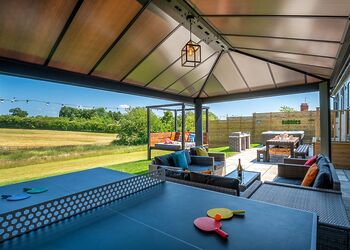Spa Utopia - Raywell Hall Country Lodges, Raywell, Beverley