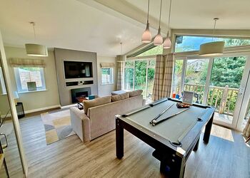 Spa Enchant - Raywell Hall Country Lodges, Raywell, Beverley