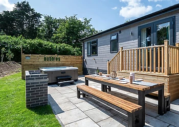 Spa Rhapsody - Raywell Hall Country Lodges, Raywell, Beverley