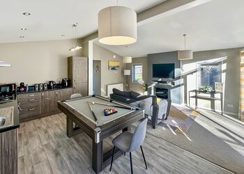 Spa Amour - Raywell Hall Country Lodges, Raywell, Beverley