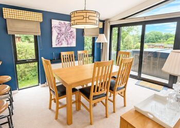 Oakwood Spa - Raywell Hall Country Lodges, Raywell, Beverley