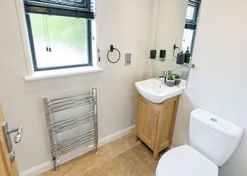 Oakwood Spa - Raywell Hall Country Lodges, Raywell, Beverley