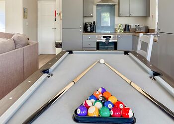Spa Romance - Raywell Hall Country Lodges, Raywell, Beverley