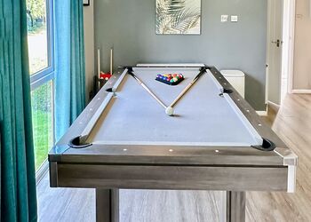 Spa Hideaway - Raywell Hall Country Lodges, Raywell, Beverley