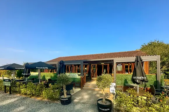 Raywell Hall Country Lodges, Raywell, Beverley