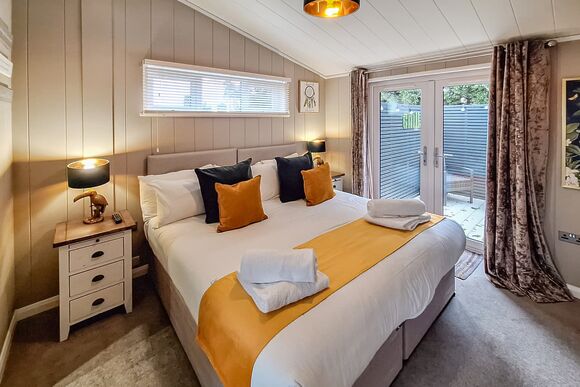 Spa Oasis - Raywell Hall Country Lodges, Raywell, Beverley