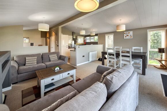 Spa Panoramic - Raywell Hall Country Lodges, Raywell, Beverley