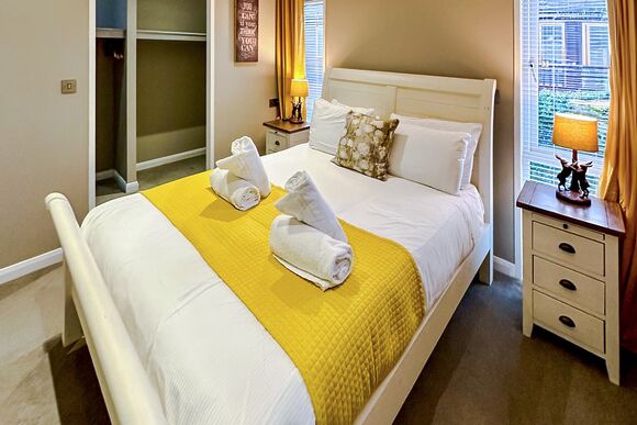 Spa Serenity - Raywell Hall Country Lodges, Raywell, Beverley