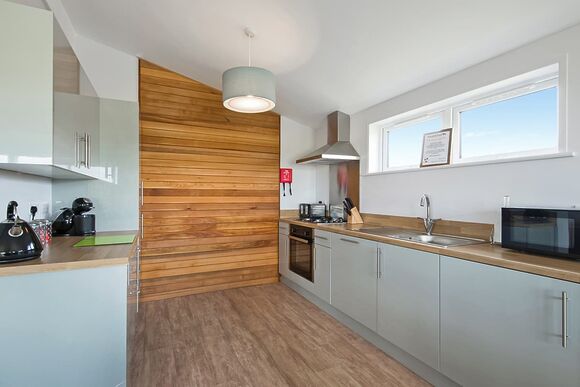 Spa Radiance (EV charger) - Raywell Hall Country Lodges, Raywell, Beverley