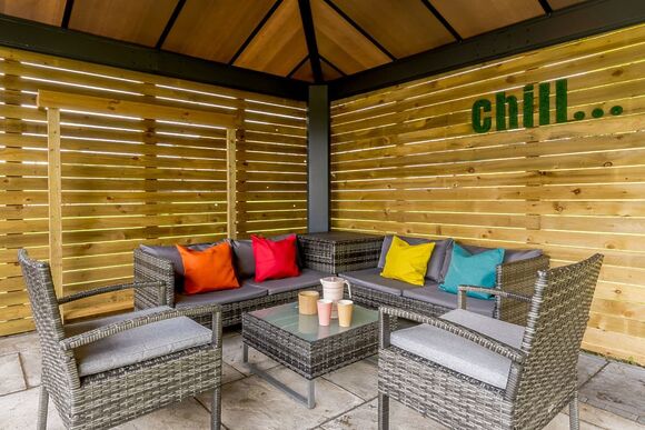 Dreamwood Spa - Raywell Hall Country Lodges, Raywell, Beverley