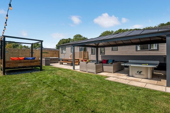 Spa Utopia - Raywell Hall Country Lodges, Raywell, Beverley