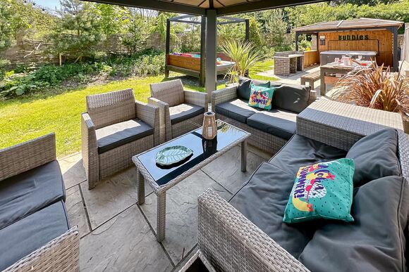 Spa Rhapsody - Raywell Hall Country Lodges, Raywell, Beverley