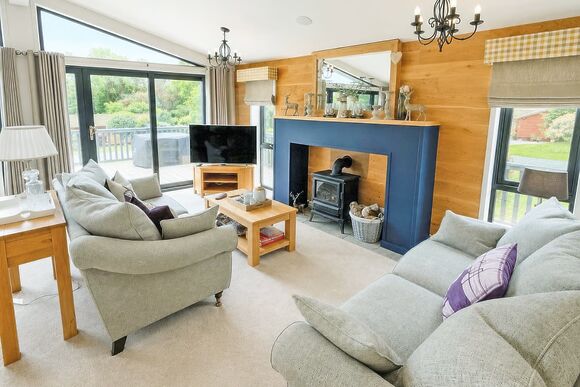 Oakwood Spa - Raywell Hall Country Lodges, Raywell, Beverley