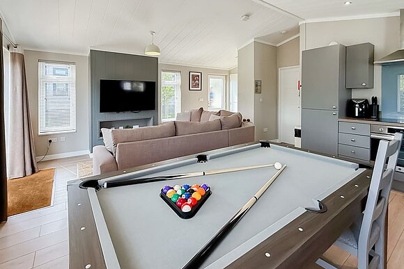 Spa Romance - Raywell Hall Country Lodges, Raywell, Beverley