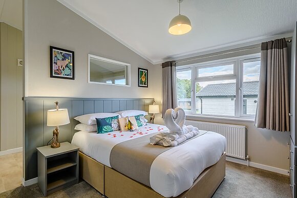 Spa Romance - Raywell Hall Country Lodges, Raywell, Beverley