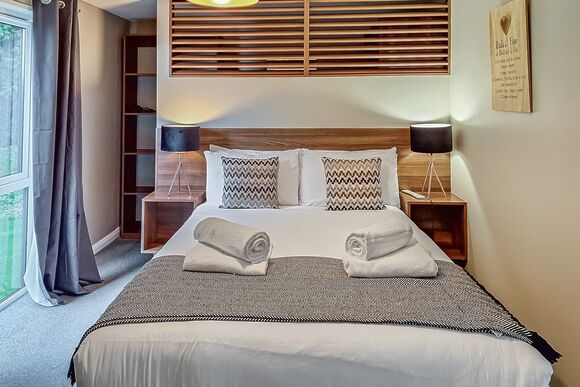 Spa View - Raywell Hall Country Lodges, Raywell, Beverley