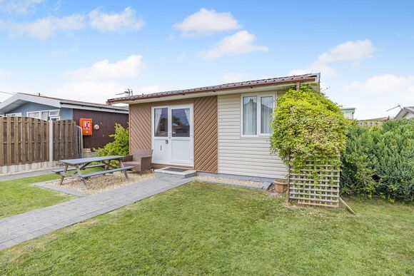 Chalet 1 - Ravenna Holiday Park, Anderby Creek, Mablethorpe