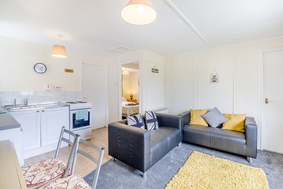 Chalet 1 - Ravenna Holiday Park, Anderby Creek, Mablethorpe