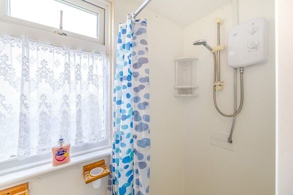 Chalet 5 - Ravenna Holiday Park, Anderby Creek, Mablethorpe