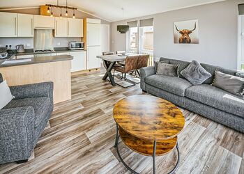 Lake View Lodge 4 Berth - Ream Hills Holiday Park, Weeton, Fylde Coast