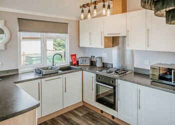 Woodland View Lodge - Ream Hills Holiday Park, Weeton, Fylde Coast