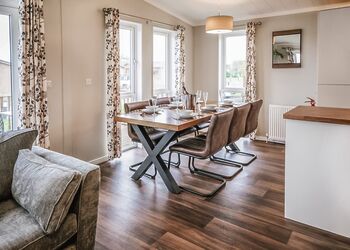 Woodland View Lodge 6 - Ream Hills Holiday Park, Weeton, Fylde Coast